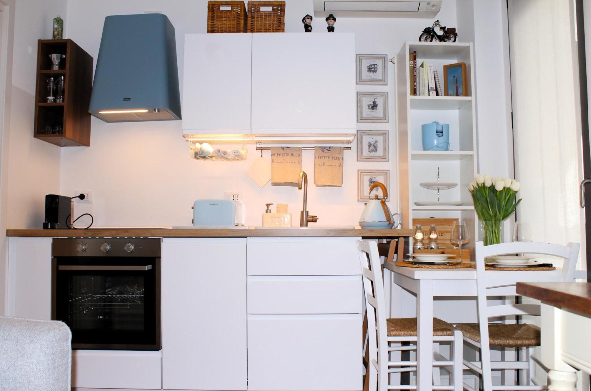 Ma Petite Bleu Apartment *
