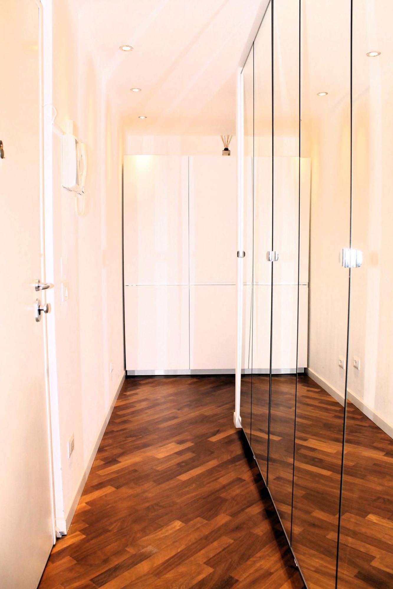 Ma Petite Bleu Apartment